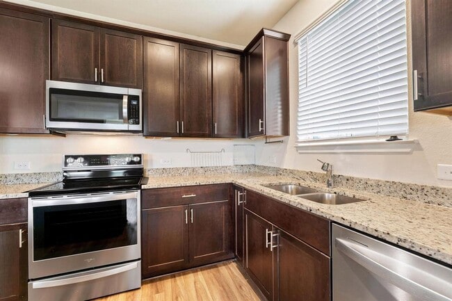 Photo - 217 Innisfree Rd