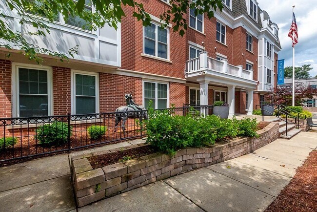 Photo - 446 Belgrade Ave Unit 208