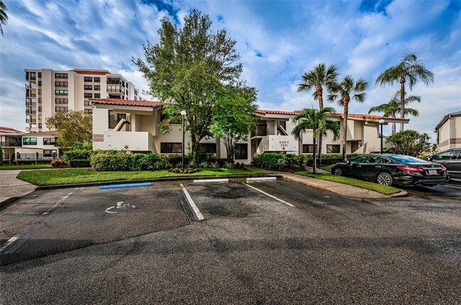 Building Photo - 6281 Bahia Del Mar Blvd S Unit 208 Rental