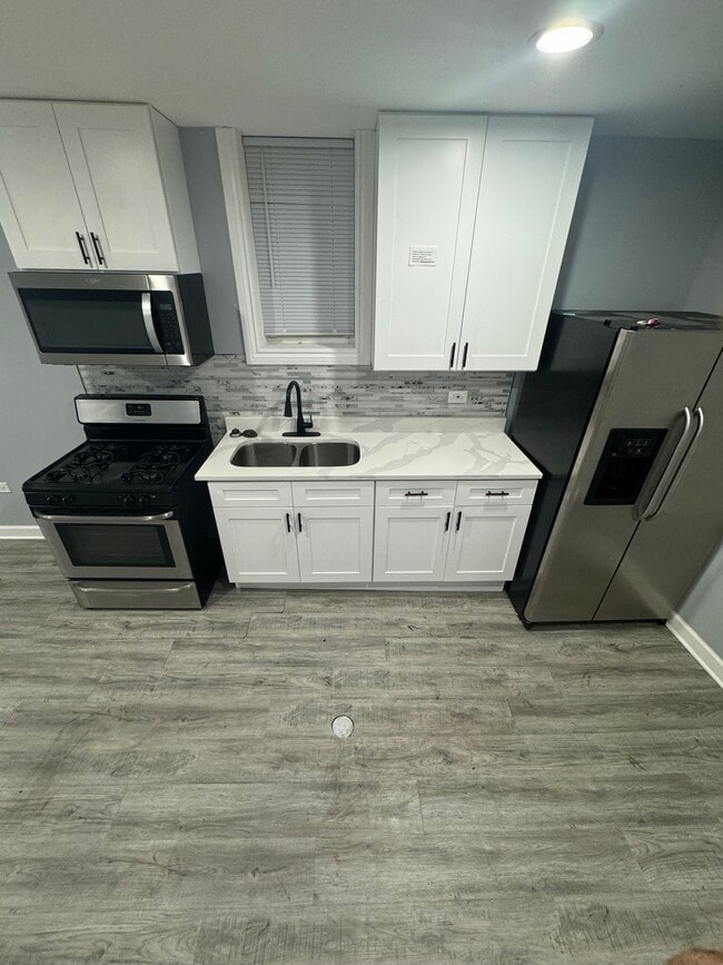 Kitchen - 4330 W Lexington St Apartments Unit First level