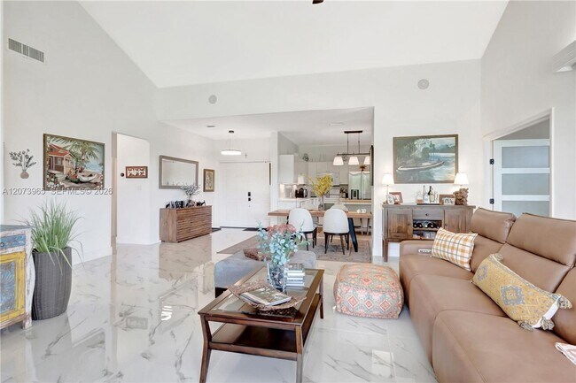 7616 Elm Ridge Dr