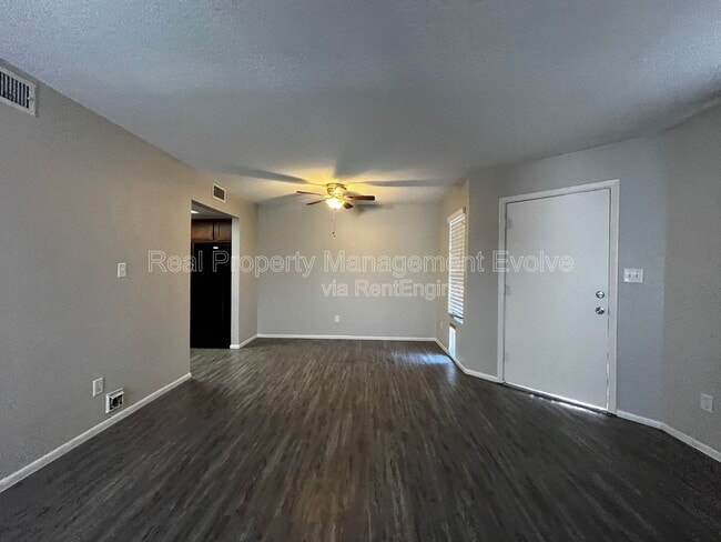 Photo - 2040 S Longmore Unit 41