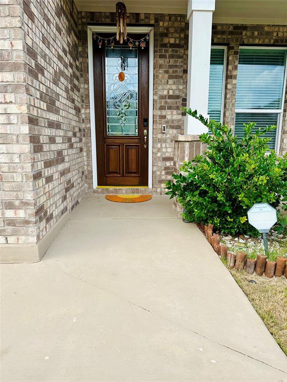 524 Ayinger Ln