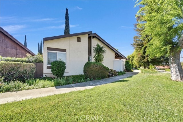 Building Photo - 36156 Senna Cir