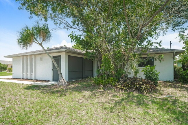 Photo - 1329 SE 12th St