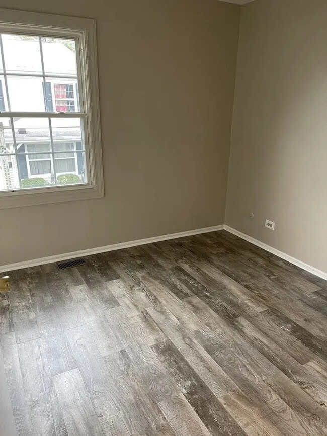 Photo - 7609 Bristol Ln