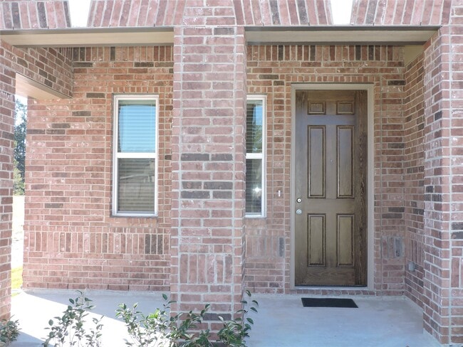 Photo - 1164 Littleton Ct