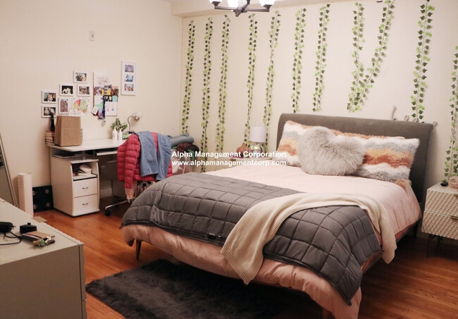 Photo - 18 Euston St Unit 2