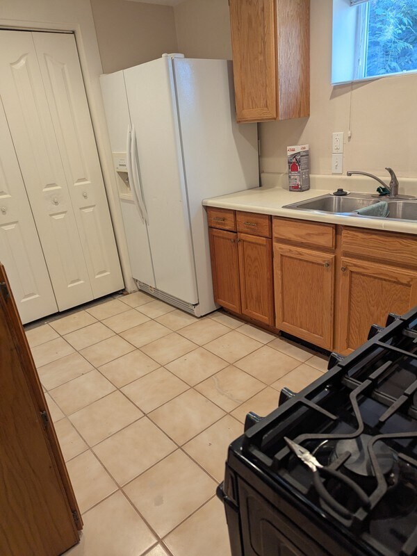 Photo - 10730 S 455 E