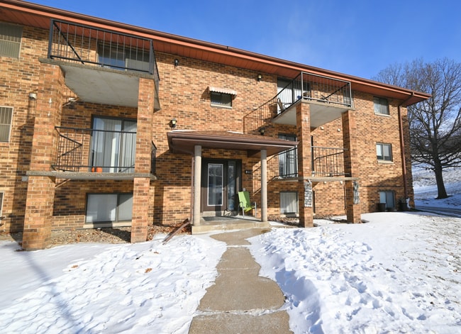 Photo - 850 Hawkeye Dr Unit 2