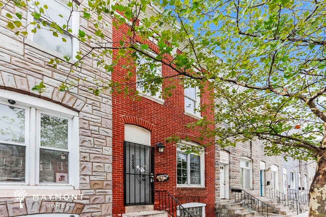 Building Photo - 3429 E Lombard St Rental