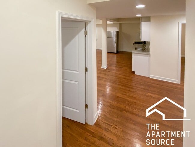 Photo - 1827 W Leland Ave Unit GDN