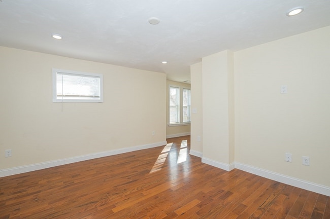 Photo - 13 Seward St Unidad 1