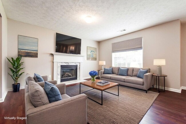 Photo - 1322 Sandybrook Ct