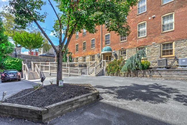 Photo - 247 N Shippen St