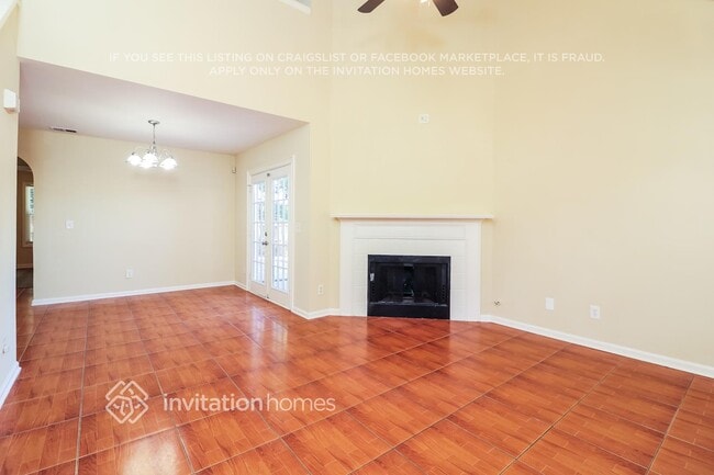 Photo - 145 Stoneforest Dr