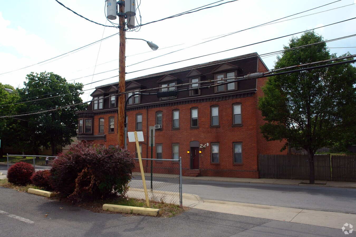 Photo - Jonathan Place Apartments