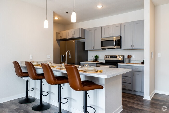 Interior Photo - The Belleview - Student Friendly Housing Rental