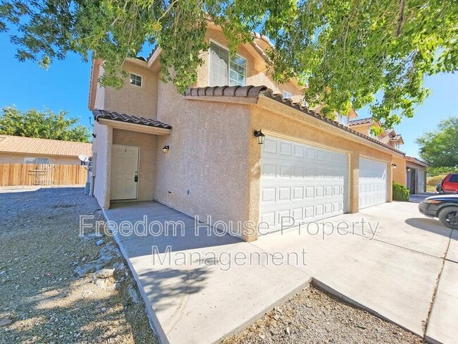 Photo - 910 Bourbon St Unit #4