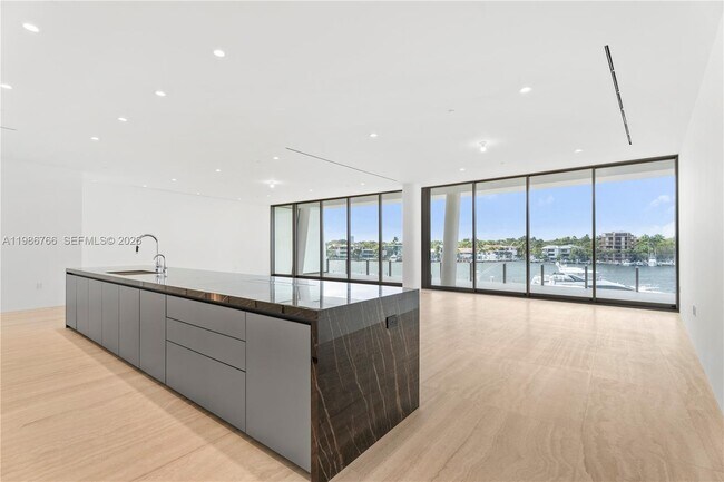 Photo - 5 Grove Isle Dr Unit S303