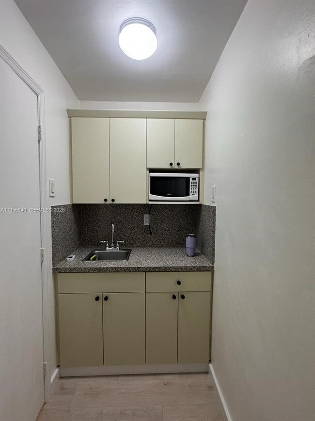 Photo - 624 Mokena Dr