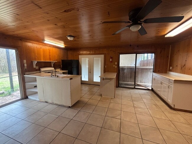 Photo - Near Cross Lake, Huge Lot