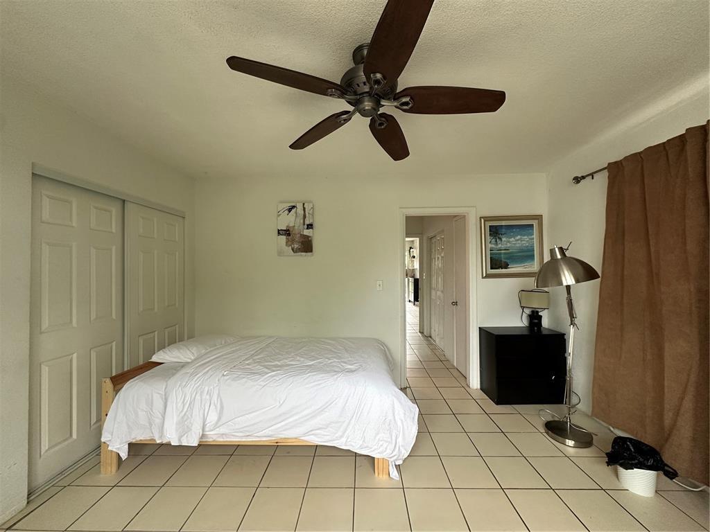Photo - 3100 NE 9th St Unidad 1