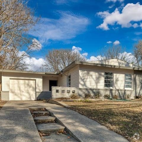 Building Photo - 2617 Fieldale Dr Rental