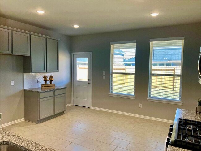 Photo - 31418 Horseshoe Meadow Bend Ln