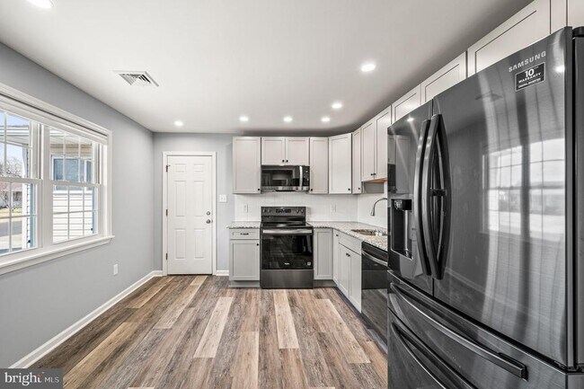 Photo - 34 Shepherd Ln