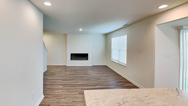 Photo - 2835 Strauss Ln