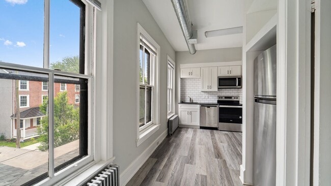 Photo - 201 W Barnard St Unit 3