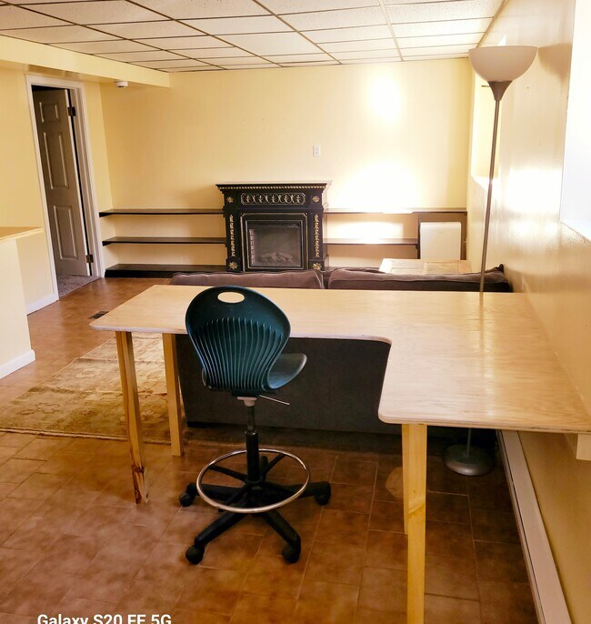 138 Perkins St Apartment For Rent in Bristol, CT