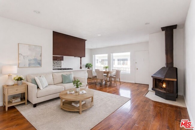 Photo - 420 Raymond Ave Unidad 12a