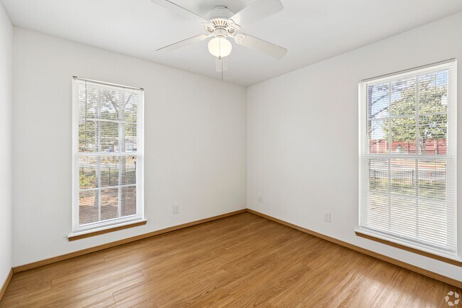 Robinson Park Apartments