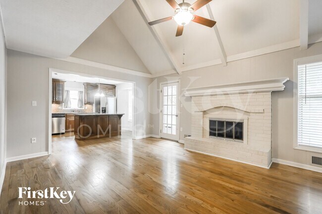 Photo - 1018 SE 4th St