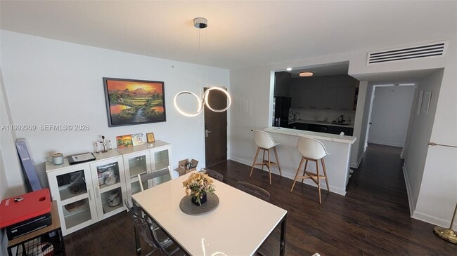 1500 Bay Rd Unit 822S
