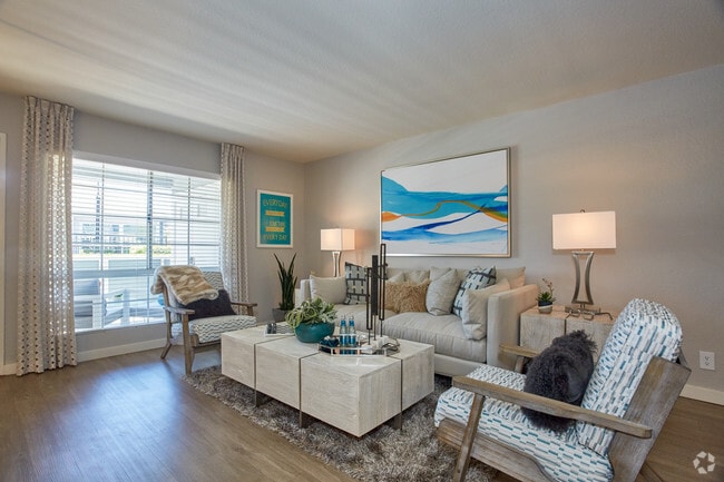 1BR, 1BA - 766 SF