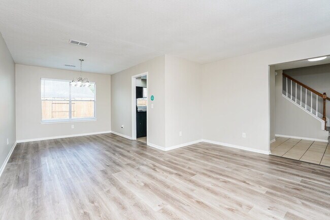 Photo - 18162 Holly Green Dr