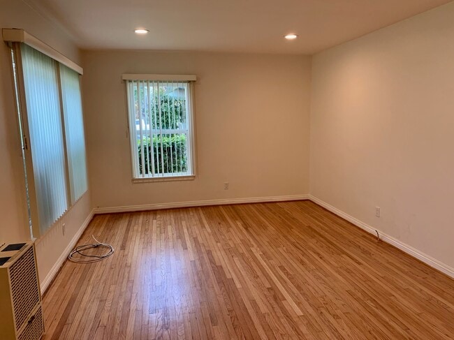 Living Room (2nd shot) - 1045 6th St