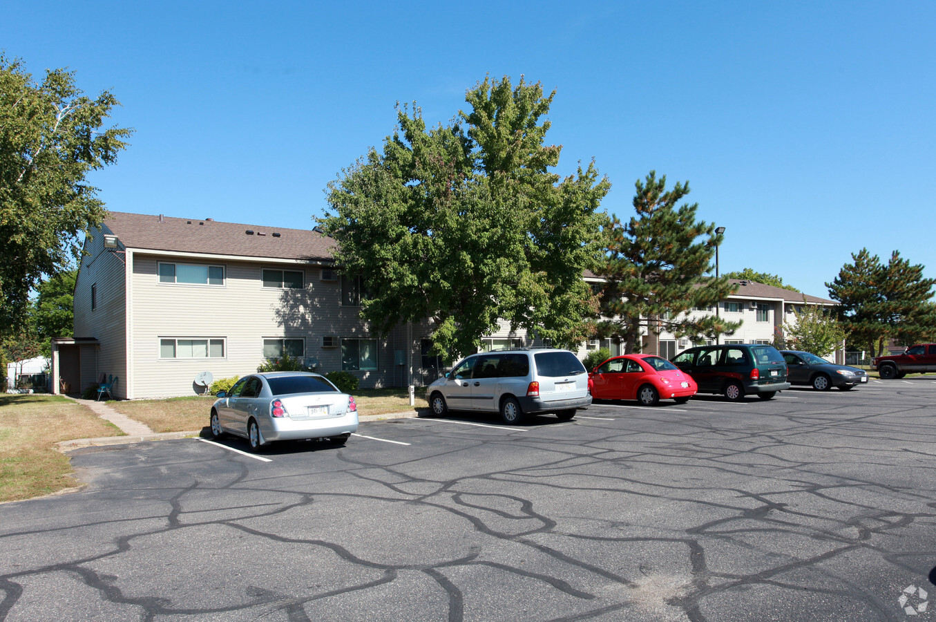 Scenic Valley Apartments - Scenic Valley Apartments
