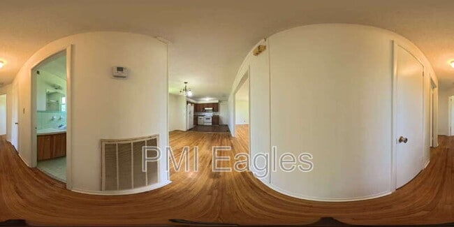 Photo - 2223 Pendleton Dr