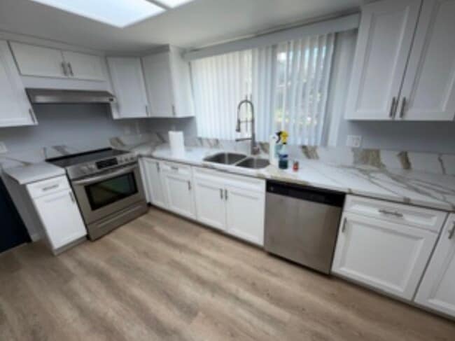 Building Photo - 9507 Petite Ln