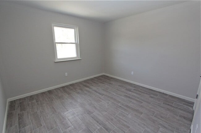 Photo - 29195 Unit A