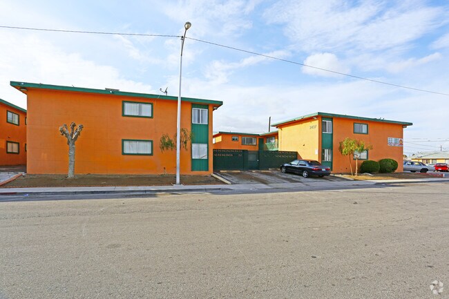 Mountain View Apartments - Mountain View Apartments
