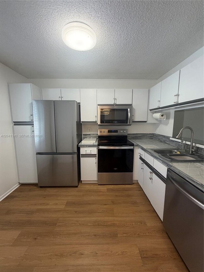 Photo - 3031 Holiday Springs Blvd Unidad 205-7