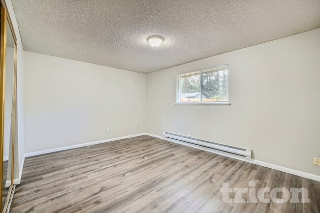 Photo - 2914 Forest Rim Ct S