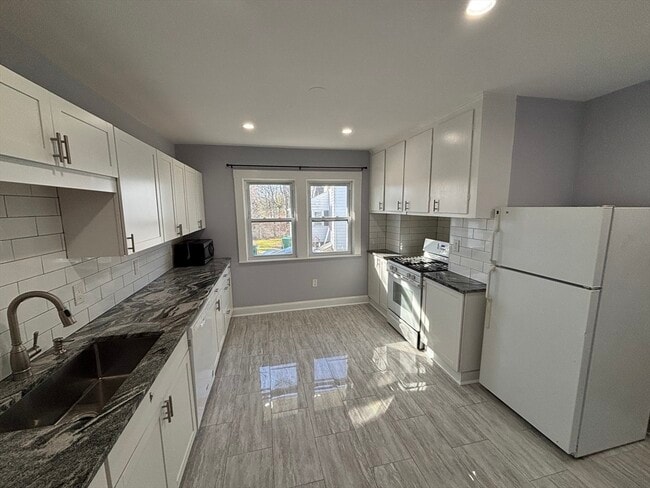 Photo - 21 Savin Ave Unit 2