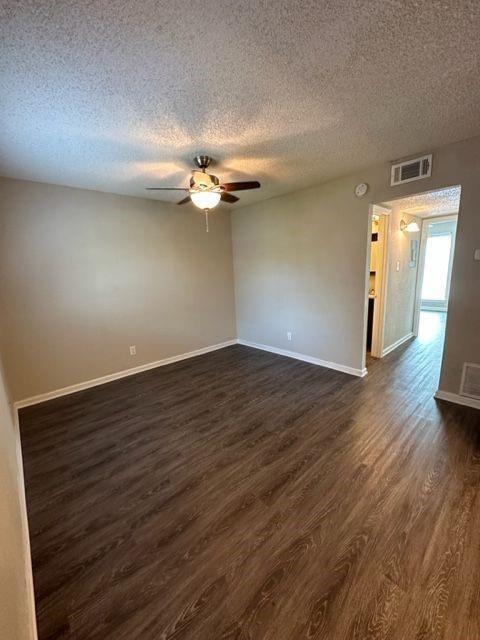 Photo - 2401 Manor Rd