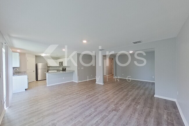 1124 Ware Ave